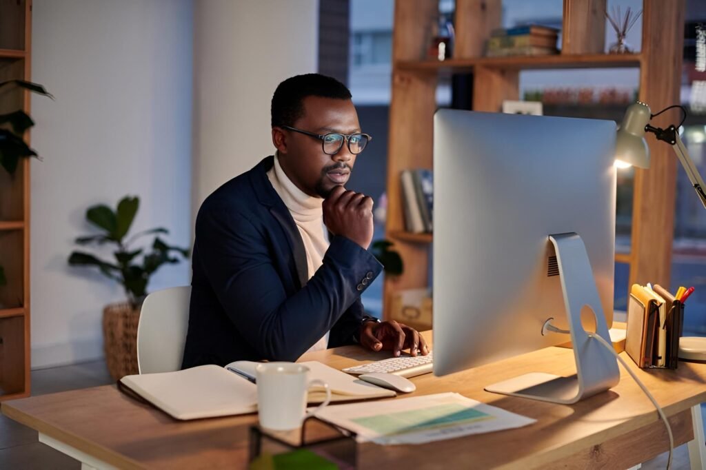 From Hustle to Structure: When to Formalize Your Side Business